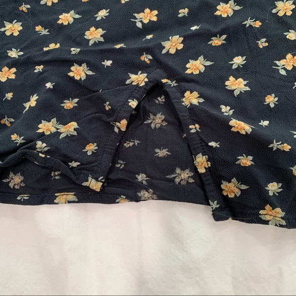 American Eagle Skirt - Picture 5 of 5